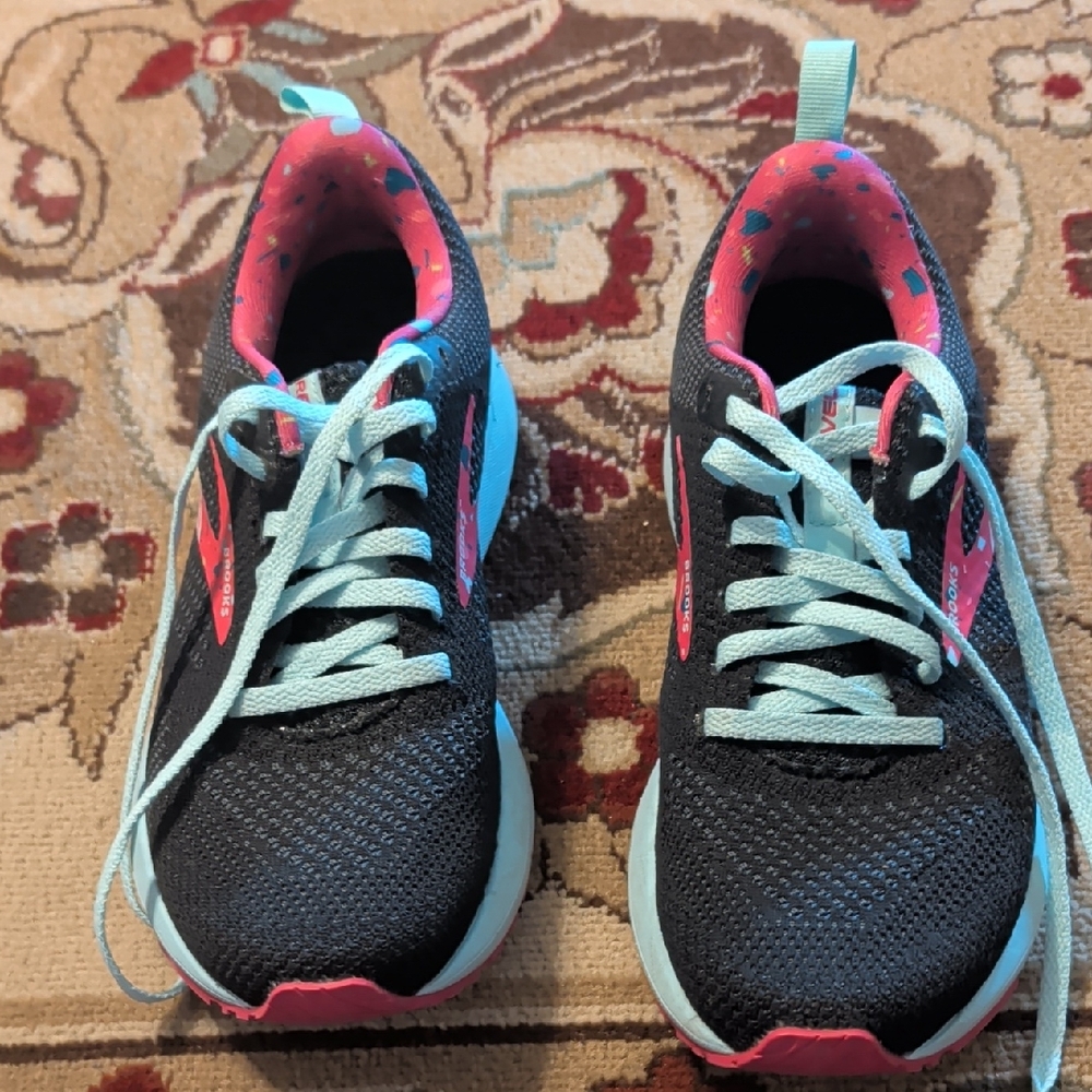 Brooks Black Teal Pink Women's Athletic Running Shoes
